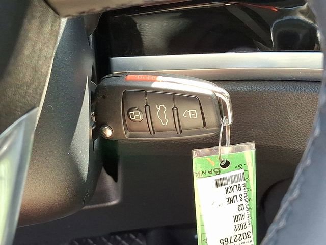 Used 2022 Audi Q3 2.0T Premium Plus image 28