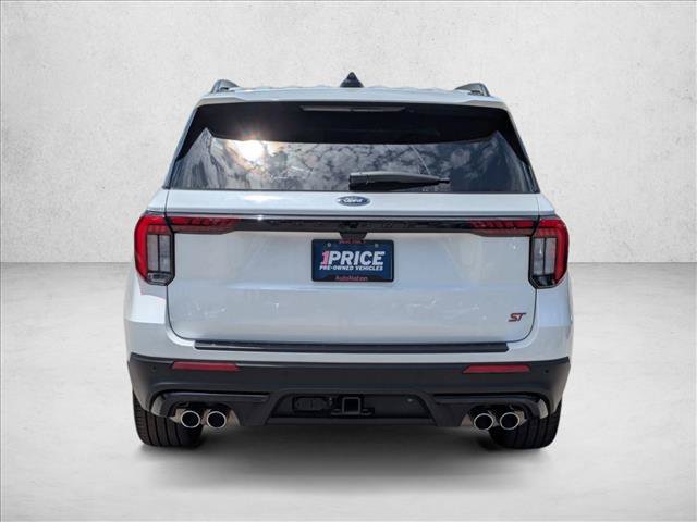 Used 2025 Ford Explorer ST AWD/4WD image 7
