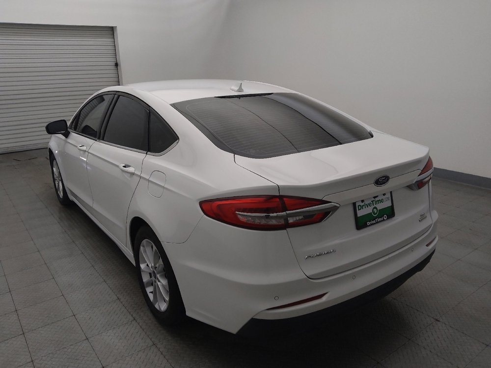 Used 2020 Ford Fusion SE FWD image 5