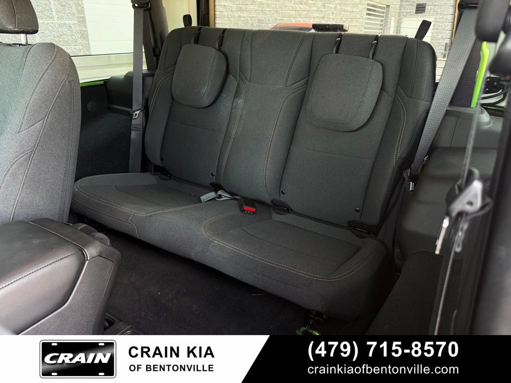 Used 2025 Jeep Wrangler Sport AWD/4WD image 25