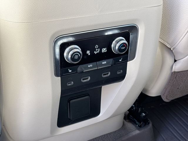 Used 2021 GMC Yukon Denali w/ Denali Ultimate Package image 20