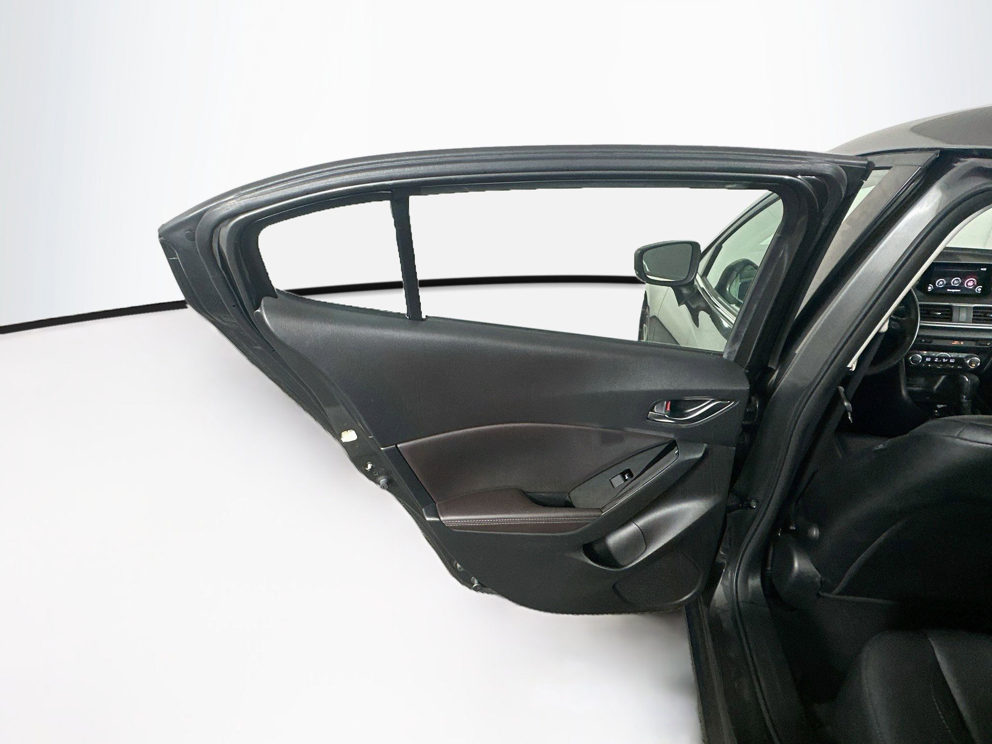 Used 2018 MAZDA MAZDA3 Touring FWD image 25