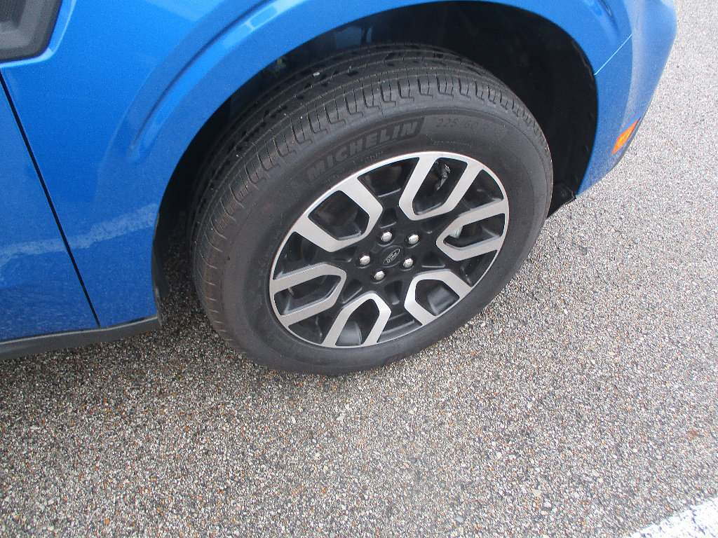 Used 2022 Ford Maverick Lariat FWD image 23
