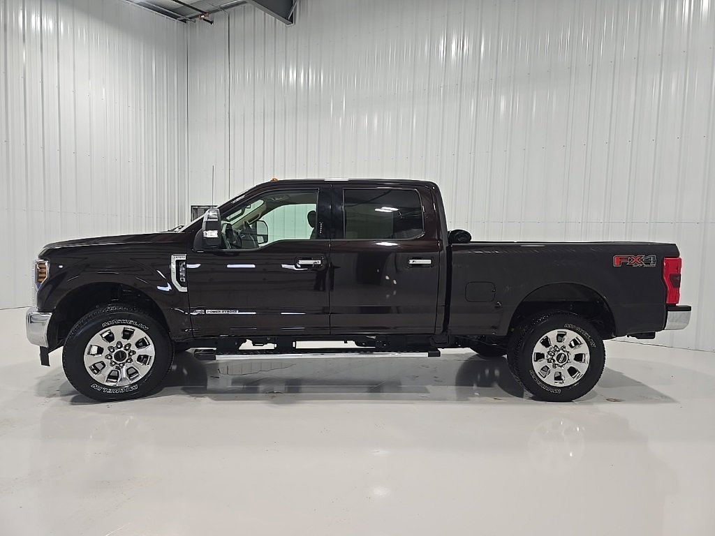 Used 2018 Ford F250 Lariat w/ Chrome Package image 5
