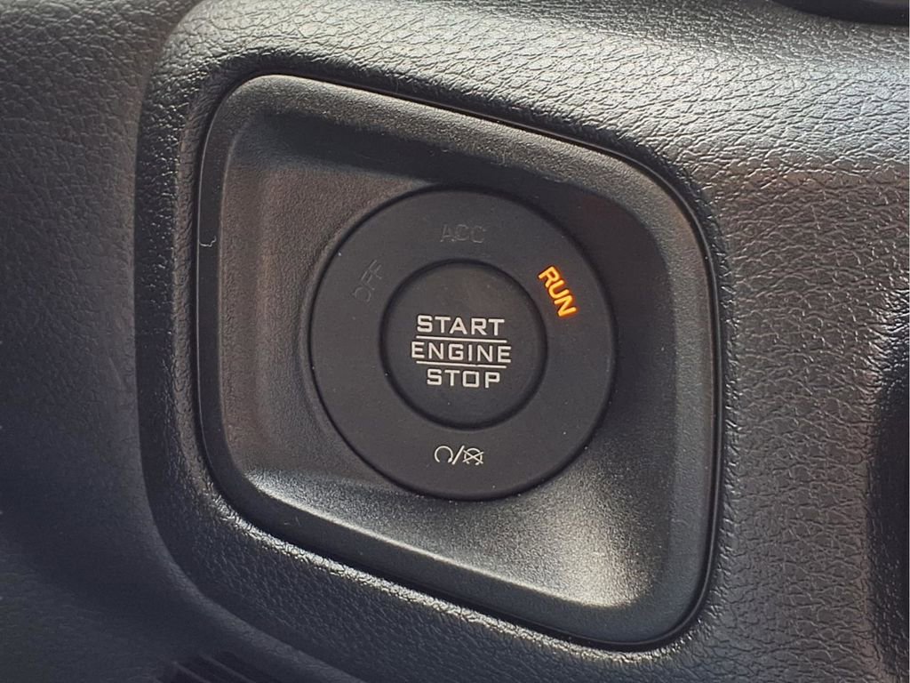 Used 2024 Jeep Gladiator Sport AWD/4WD image 10