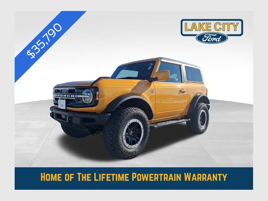 Used 2022 Ford Bronco Outer Banks w/ Sasquatch Package image 1