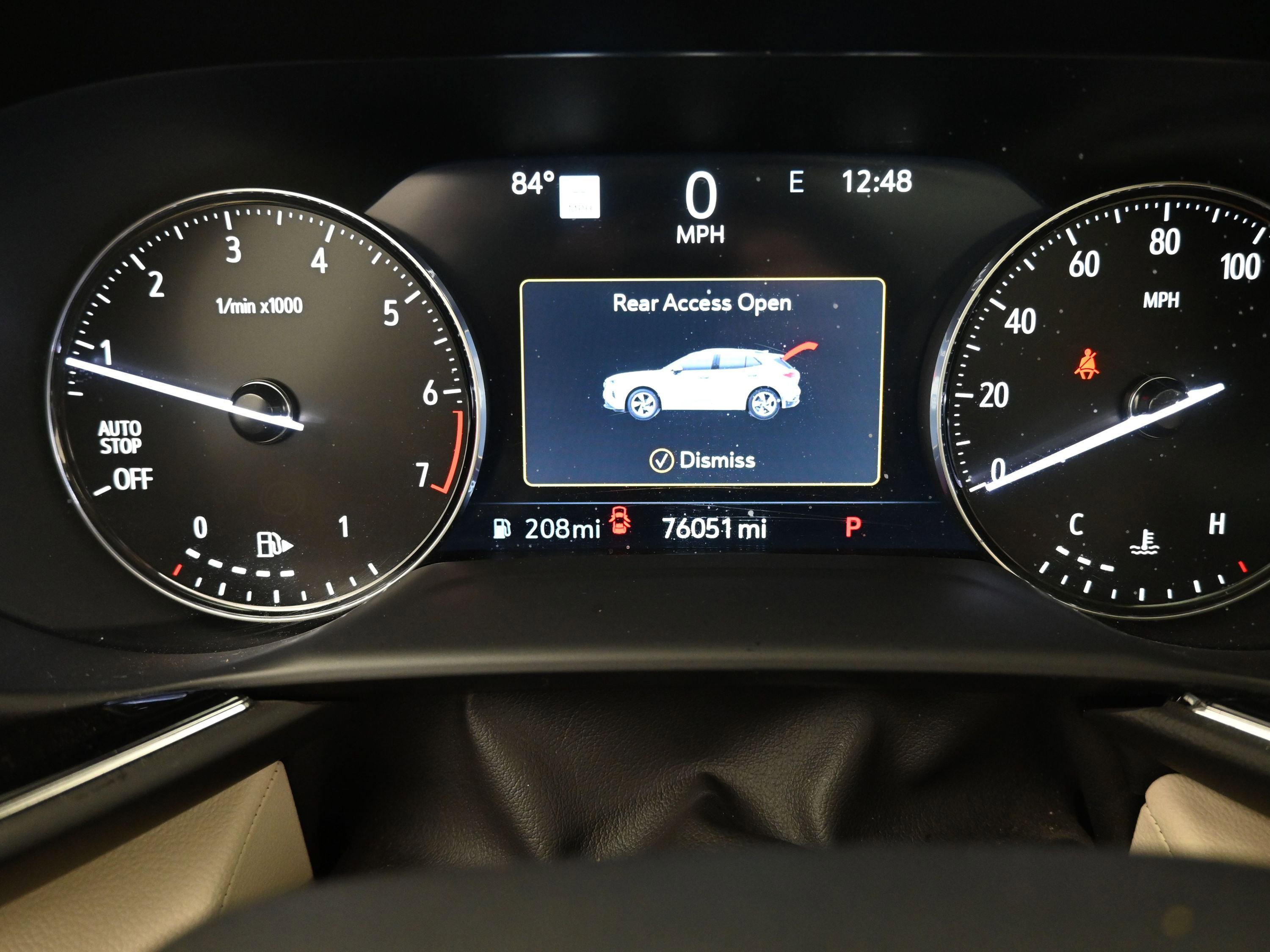 Used 2023 Buick Envision Avenir image 12