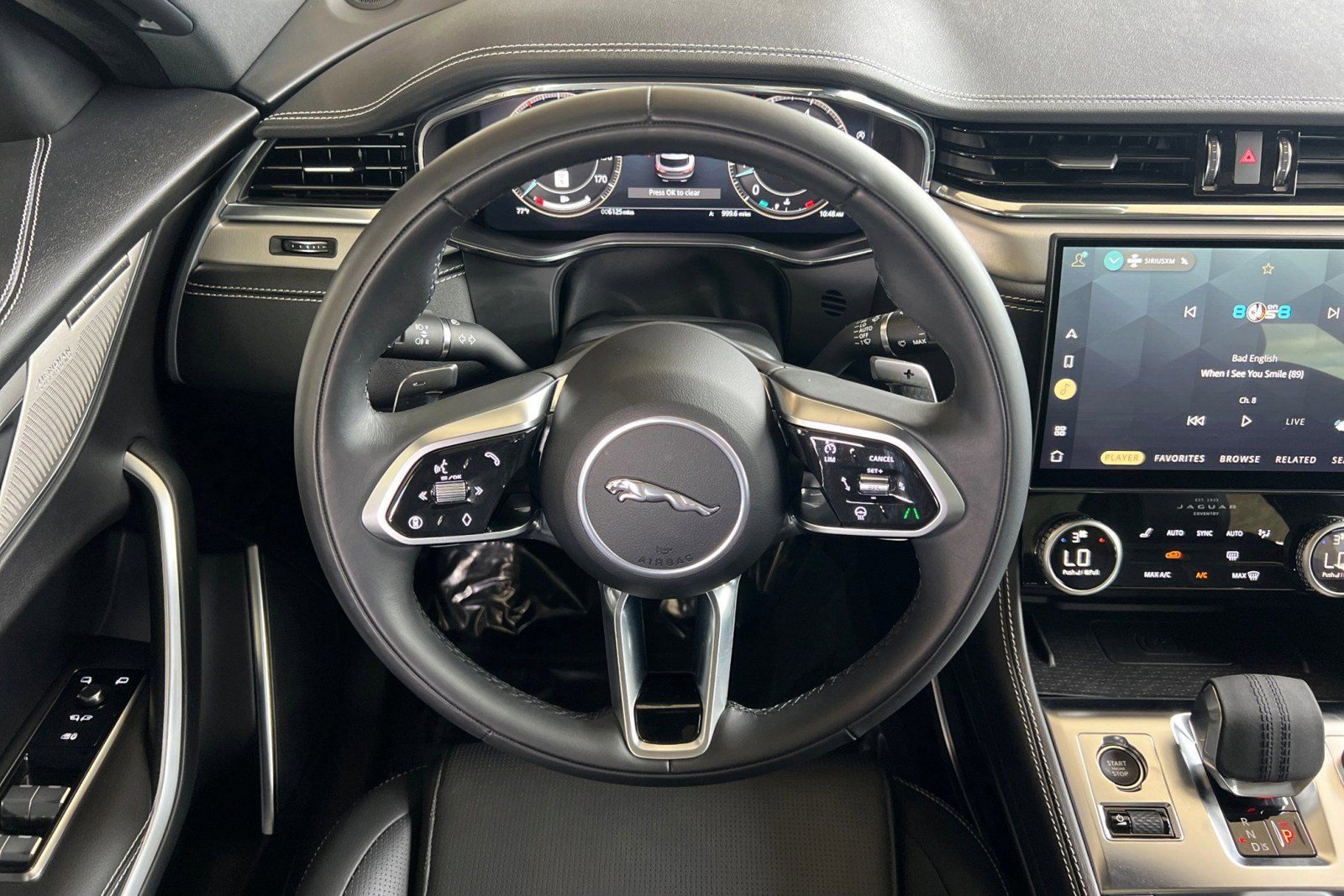 Used 2026 Jaguar F-PACE R-Dynamic S AWD/4WD image 15