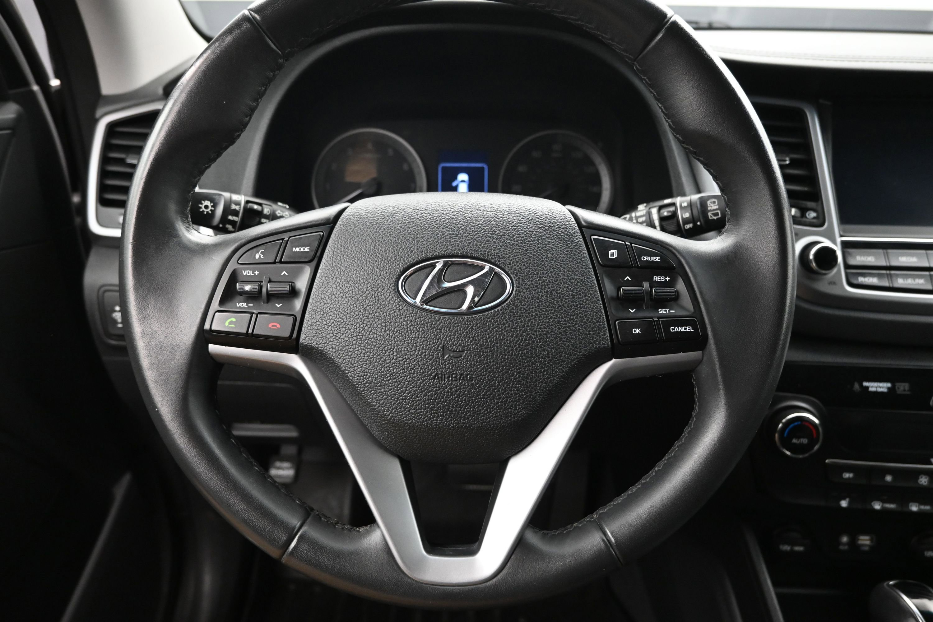 Used 2017 Hyundai Tucson Limited AWD/4WD image 13
