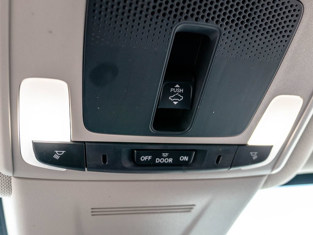 Used 2025 Honda CR-V EX-L image 36