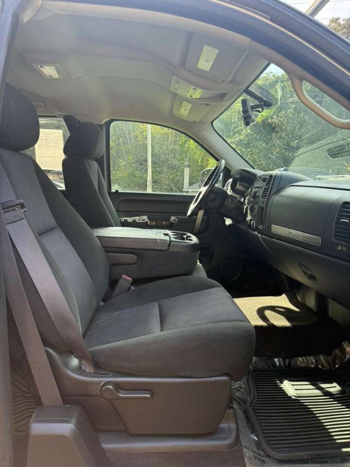 Used 2013 Chevrolet Silverado 1500 LT image 13