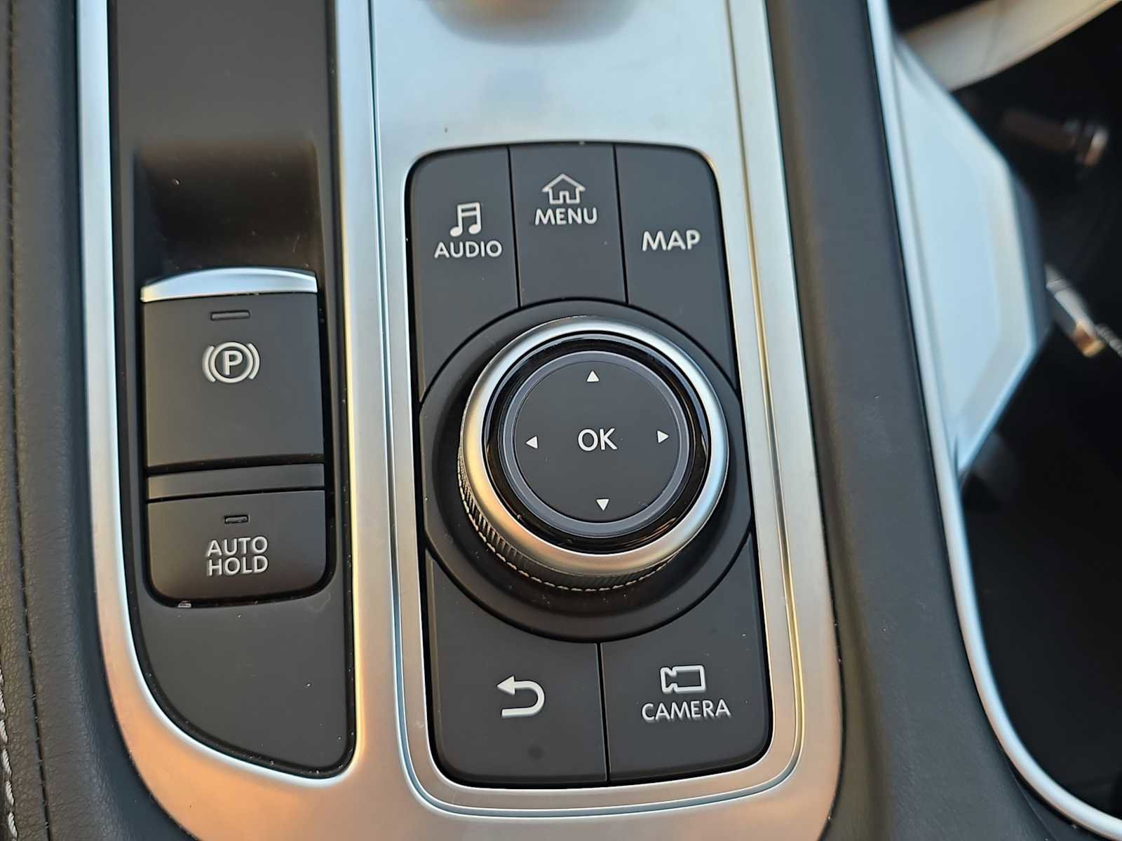 Certified 2026 INFINITI QX60 Luxe w/ Cargo Package FWD image 16