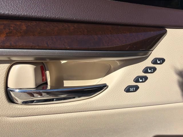 Used 2018 Lexus ES 350 w/ Luxury Package w/Wood Trim FWD image 30