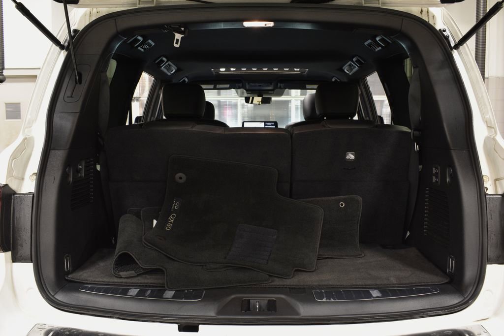 Used 2024 INFINITI QX80 Sensory image 28