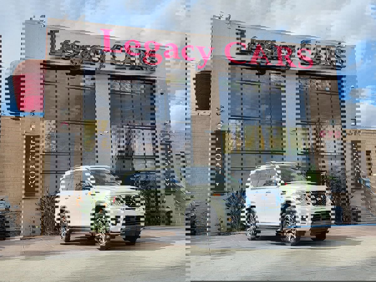 Used 2019 Nissan Armada SL w/ Premium Package image 2