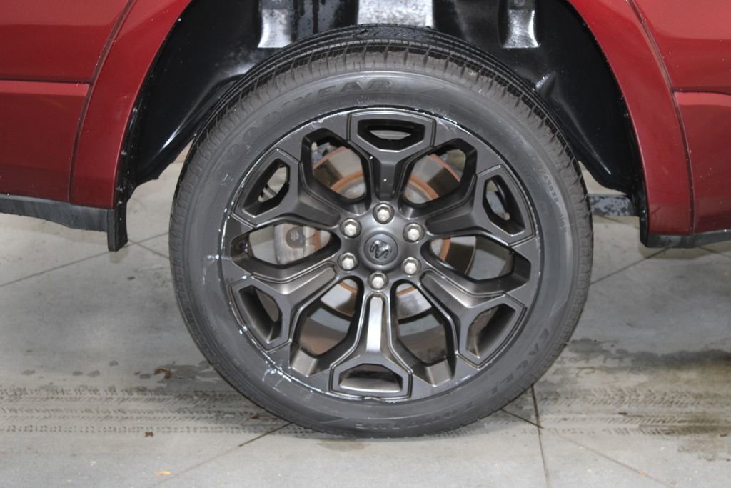 Used 2021 RAM 1500 Limited w/ Night Edition image 14