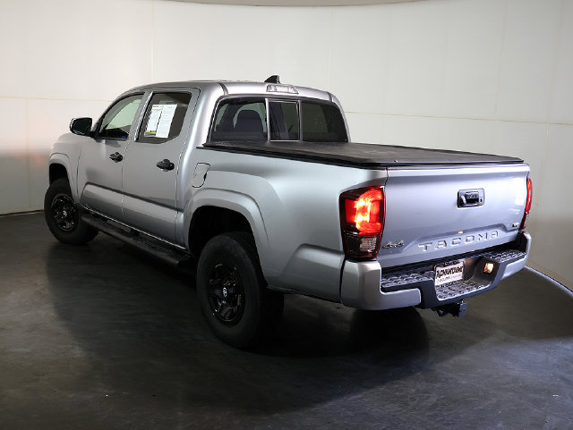 Used 2022 Toyota Tacoma SR AWD/4WD image 2