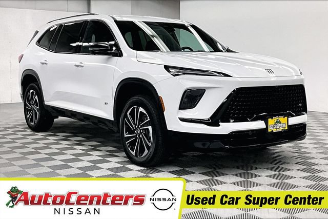 Used 2025 Buick Enclave Sport Touring w/ Trailering Package, 5000 lbs.