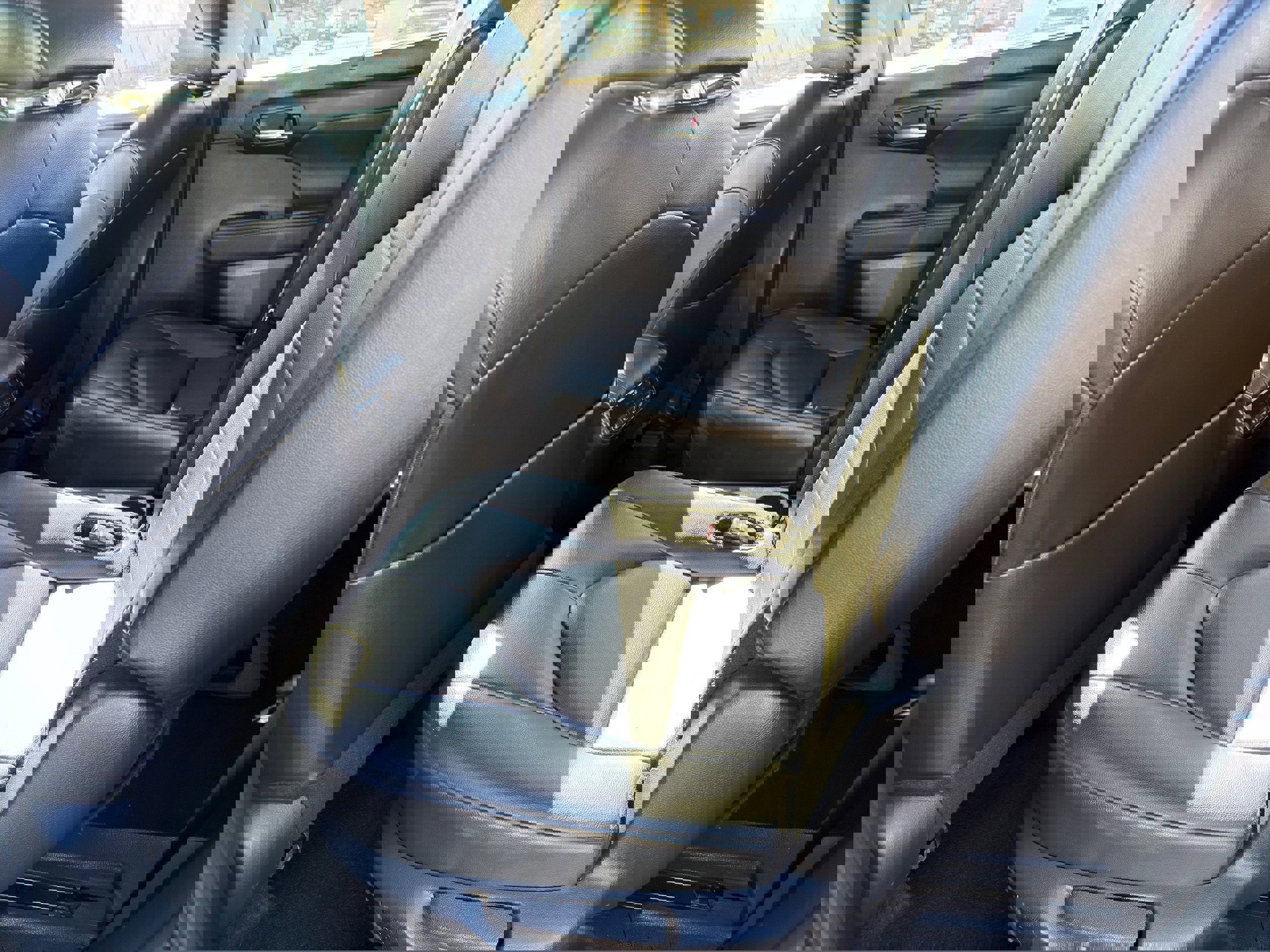 Used 2024 Toyota Highlander XLE image 18