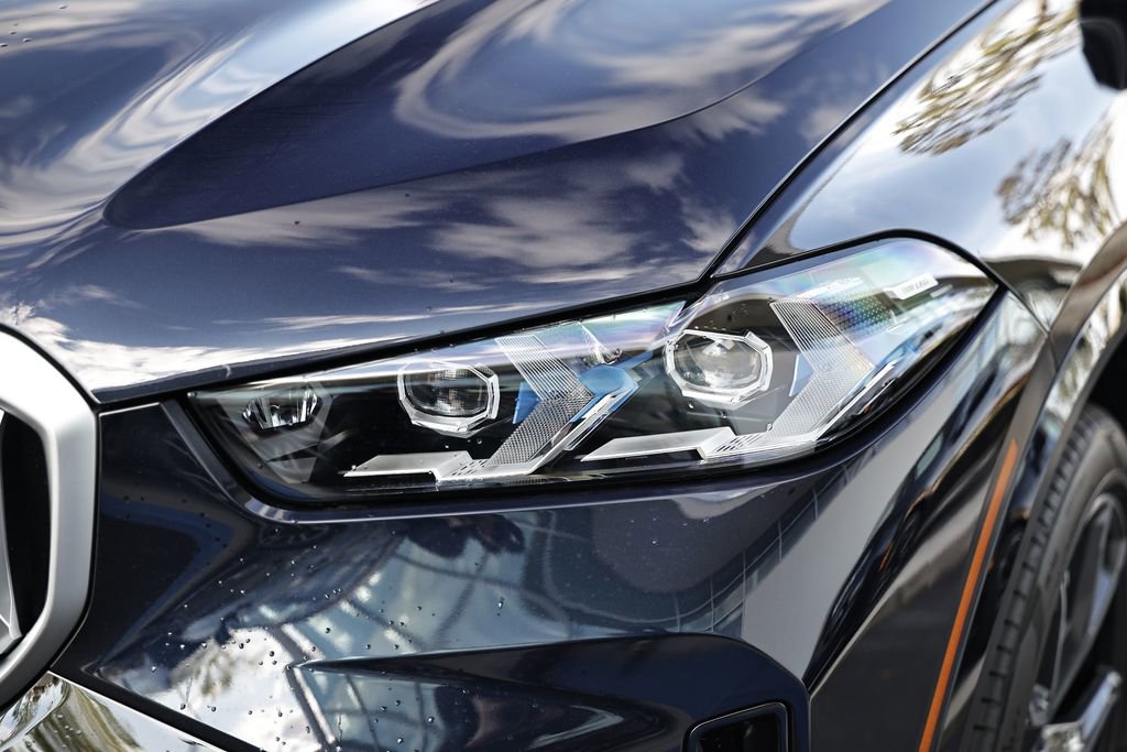 New 2026 BMW X5 xDrive40i w/ M Sport Package image 12