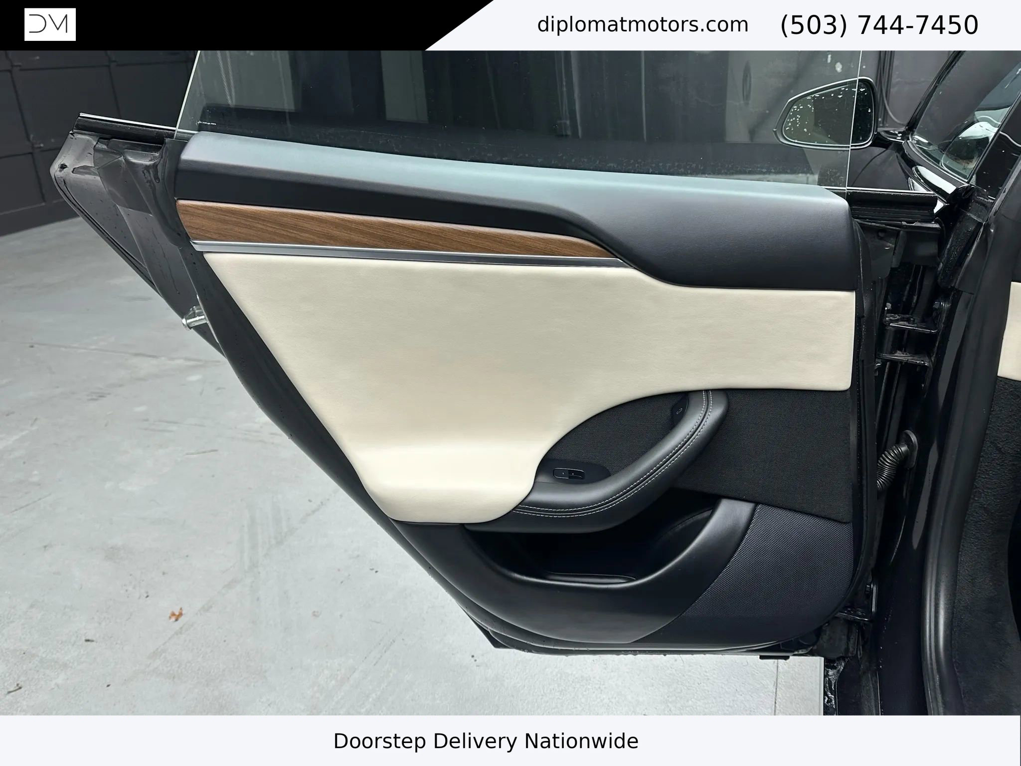 Used 2025 Tesla Model S image 24