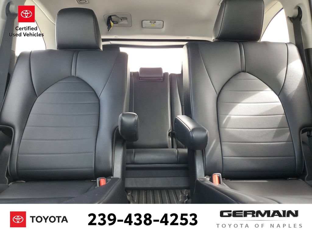 Certified 2020 Toyota Highlander XLE FWD image 30