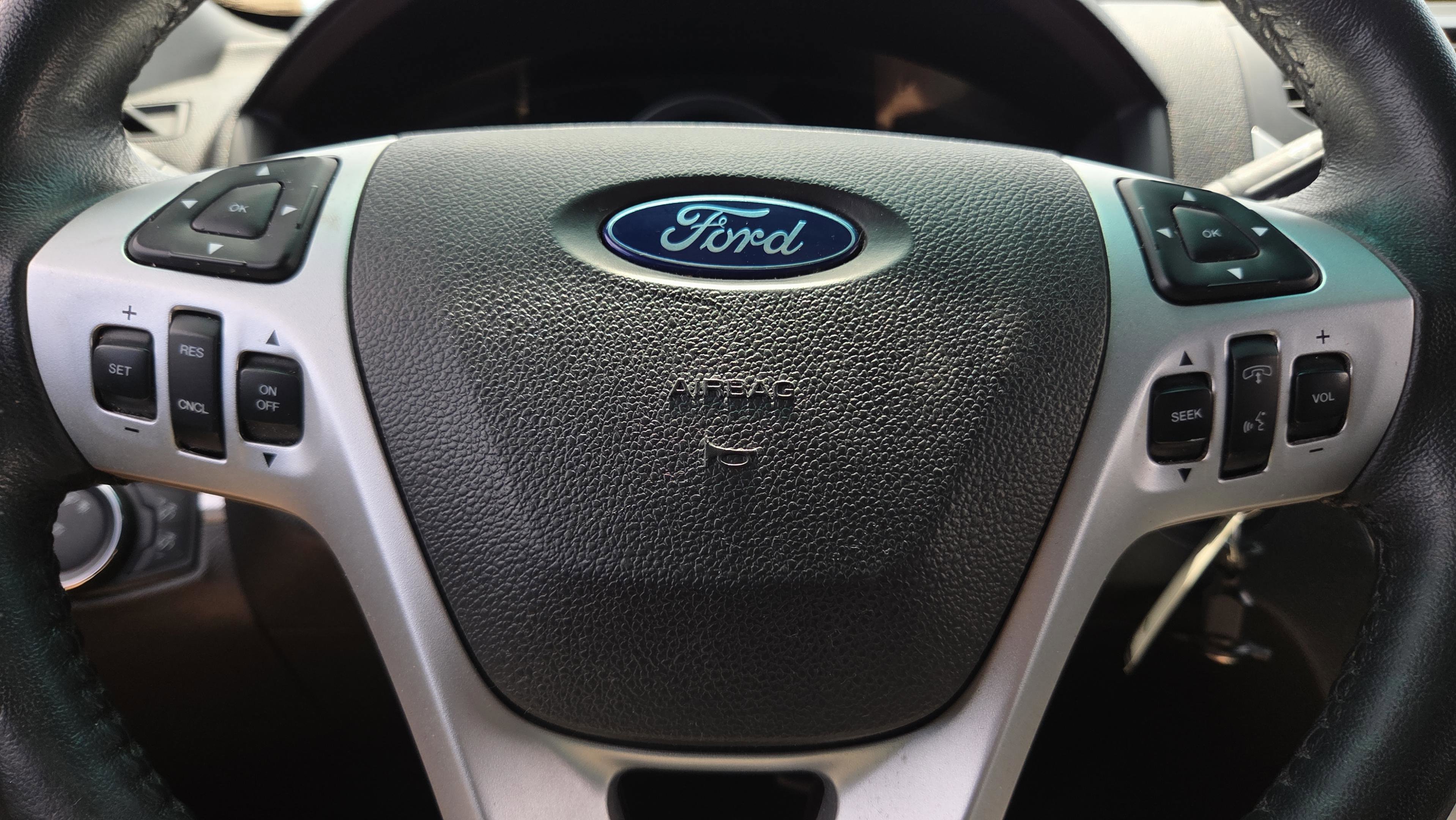 Used 2014 Ford Explorer XLT w/ Equipment Group 202A image 34