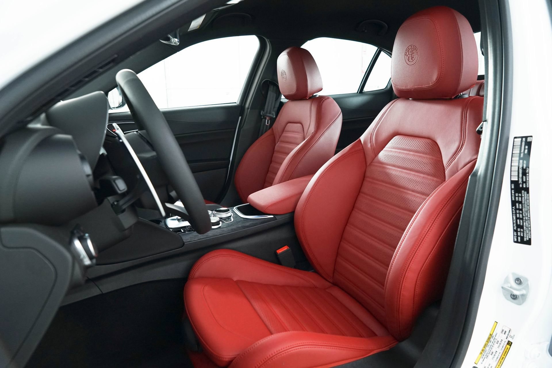 New 2024 Alfa Romeo Giulia Sprint RWD image 20
