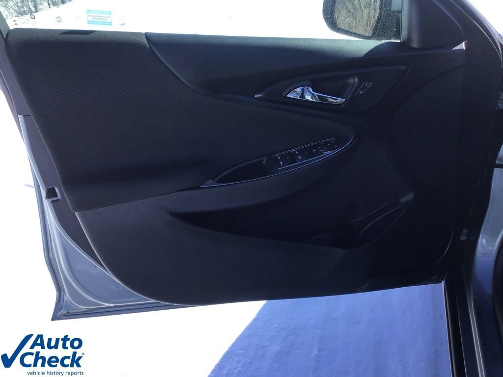 Used 2024 Chevrolet Malibu LT image 24