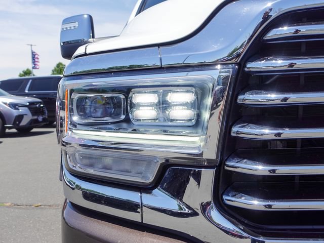 Used 2024 RAM 3500 Limited AWD/4WD image 3