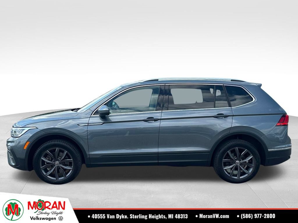 Certified 2024 Volkswagen Tiguan SE AWD/4WD image 2
