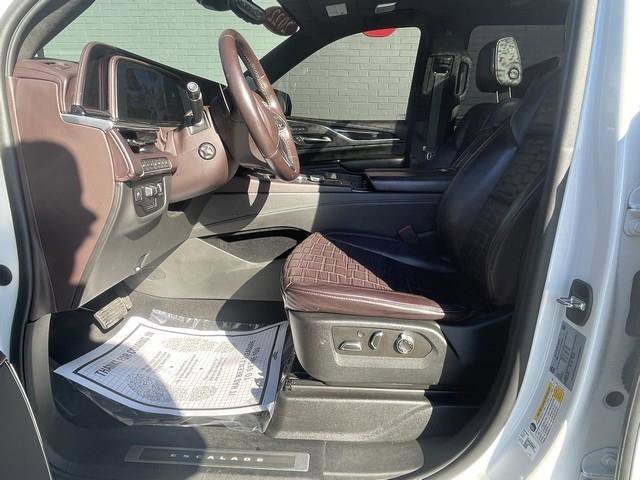 Used 2022 Cadillac Escalade ESV Sport Platinum w/ LPO, ONYX Package image 12