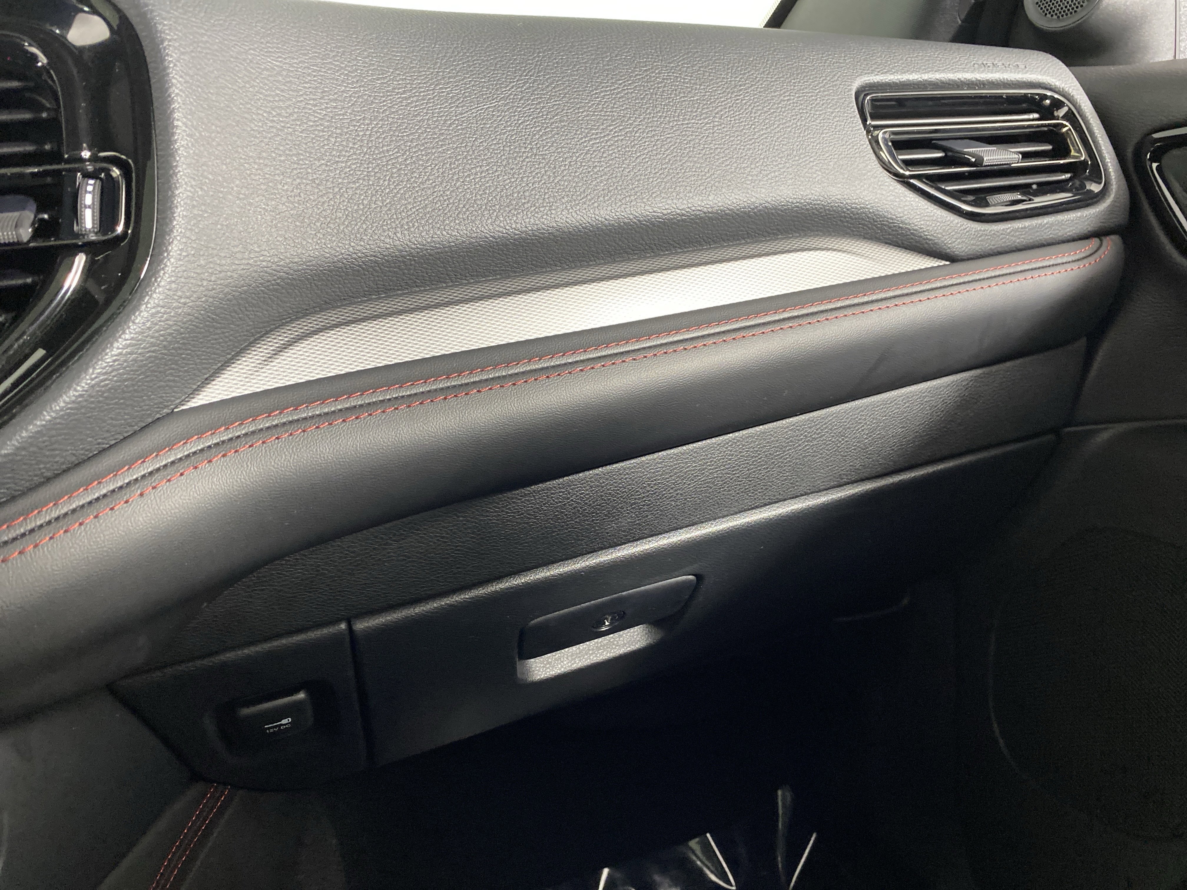 Used 2023 Dodge Durango R/T image 32