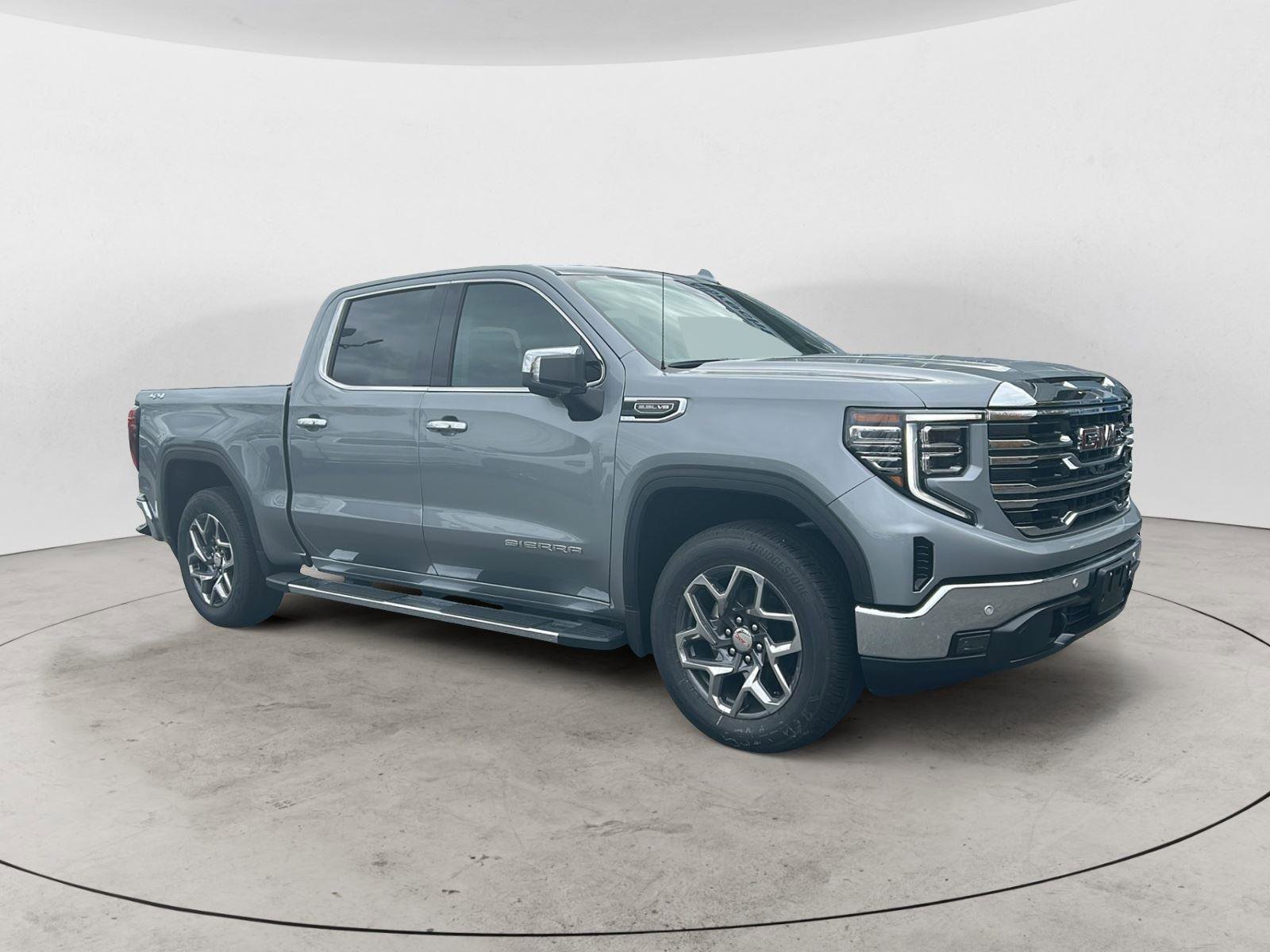 New 2026 GMC Sierra 1500 SLT w/ SLT Premium Package