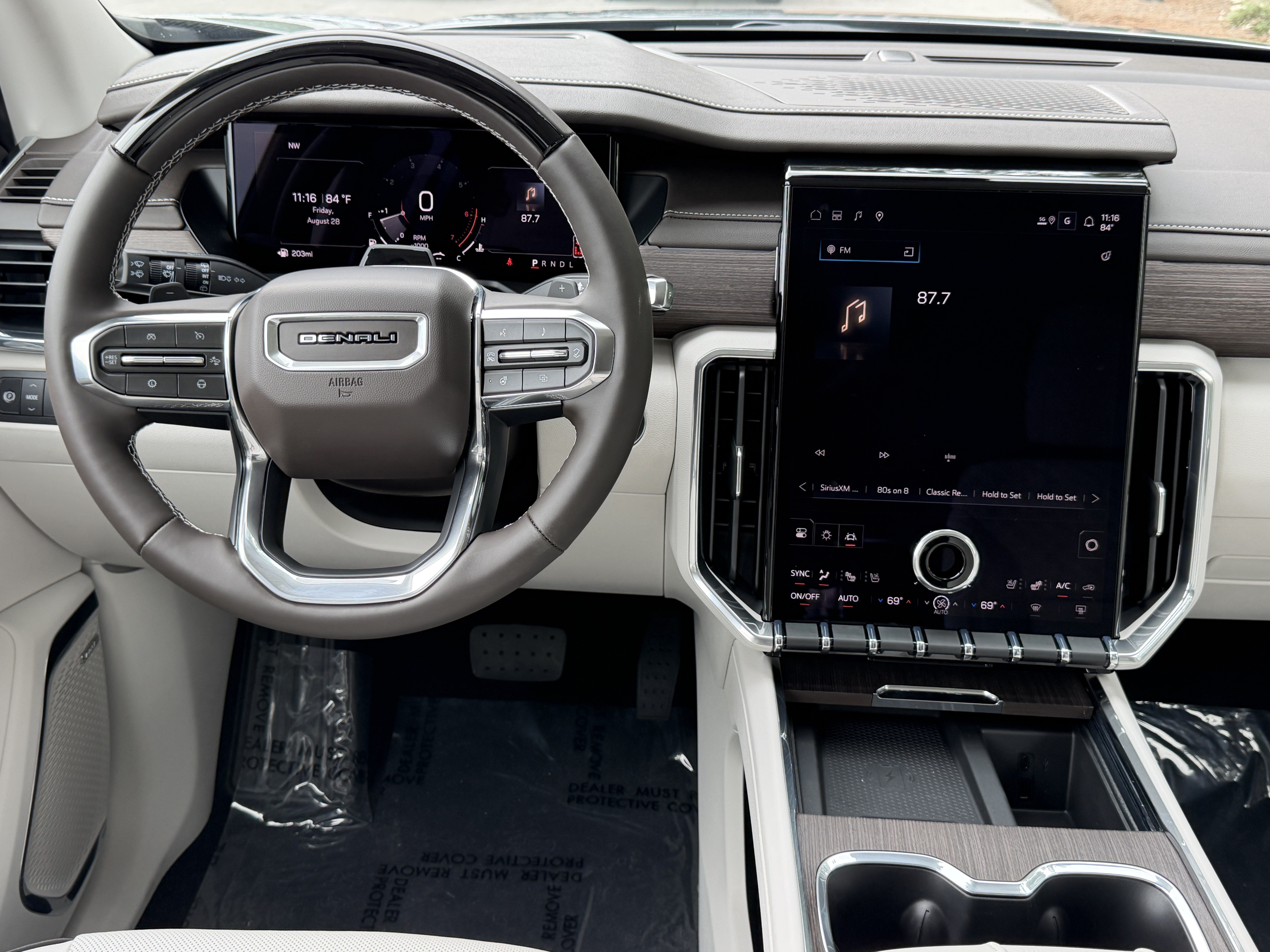 New 2027 GMC Acadia Denali w/ Denali Reserve Package FWD image 23