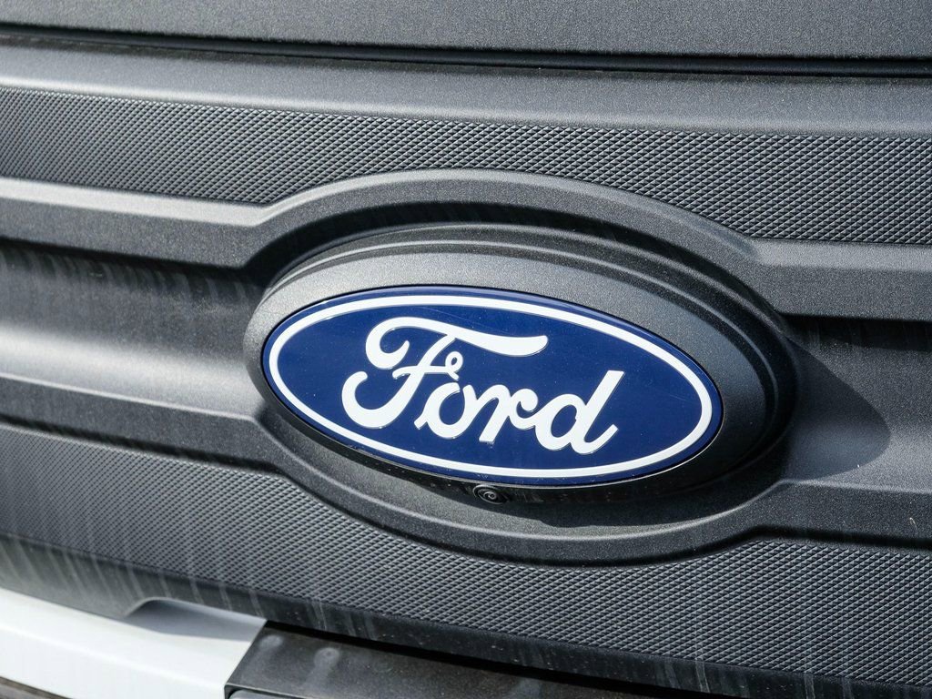 New 2024 Ford F150 Lightning Pro w/ Tow Technology Package AWD/4WD image 4