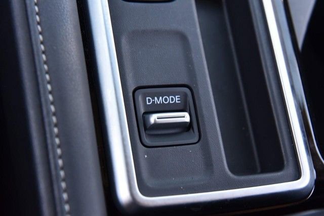 Certified 2025 Nissan Pathfinder SL w/ SL Premium Package image 21