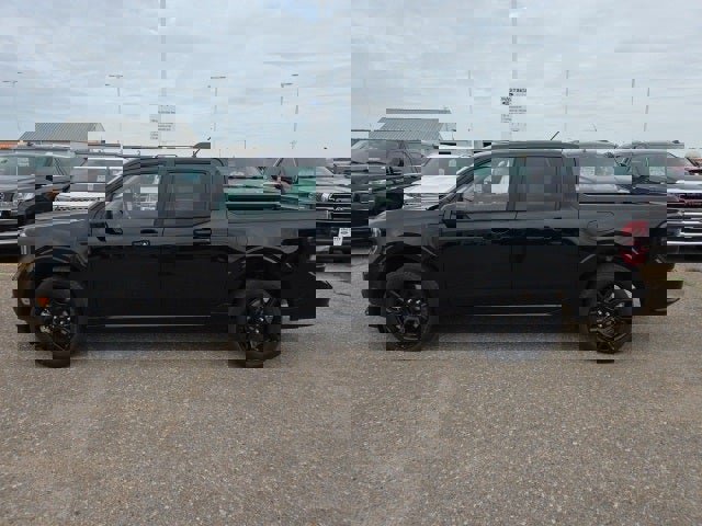 New 2025 Ford Maverick Lobo image 2