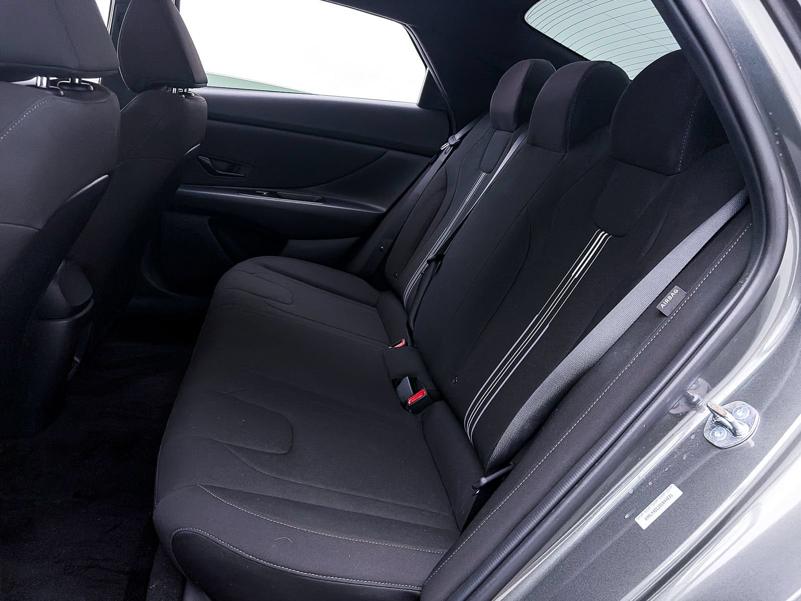 Used 2025 Hyundai Elantra Sport FWD image 32