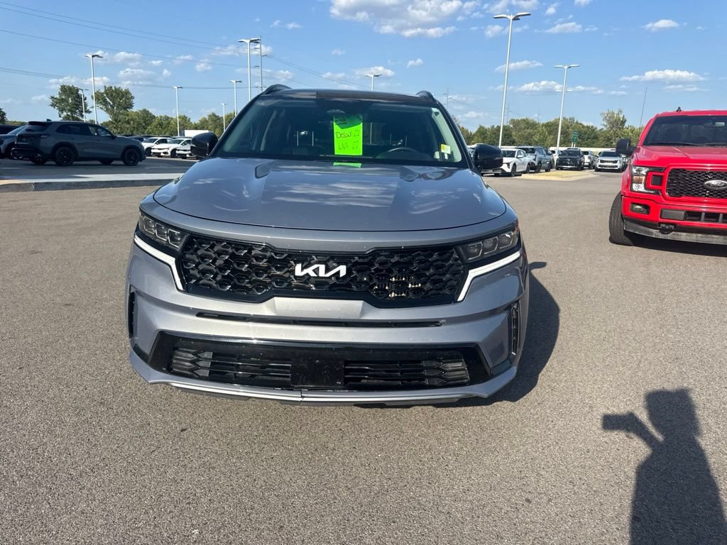 Used 2023 Kia Sorento SX AWD/4WD image 4