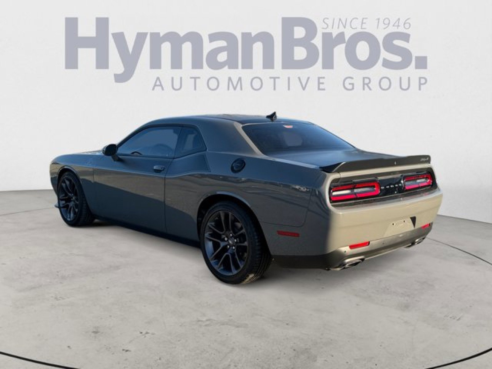 Used 2023 Dodge Challenger R/T w/ T/A Package image 5