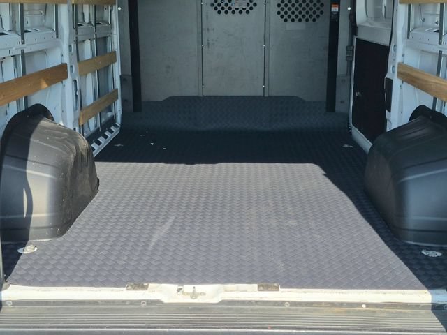 Used 2025 RAM ProMaster 2500 w/ U-Haul Equipment Group FWD image 7