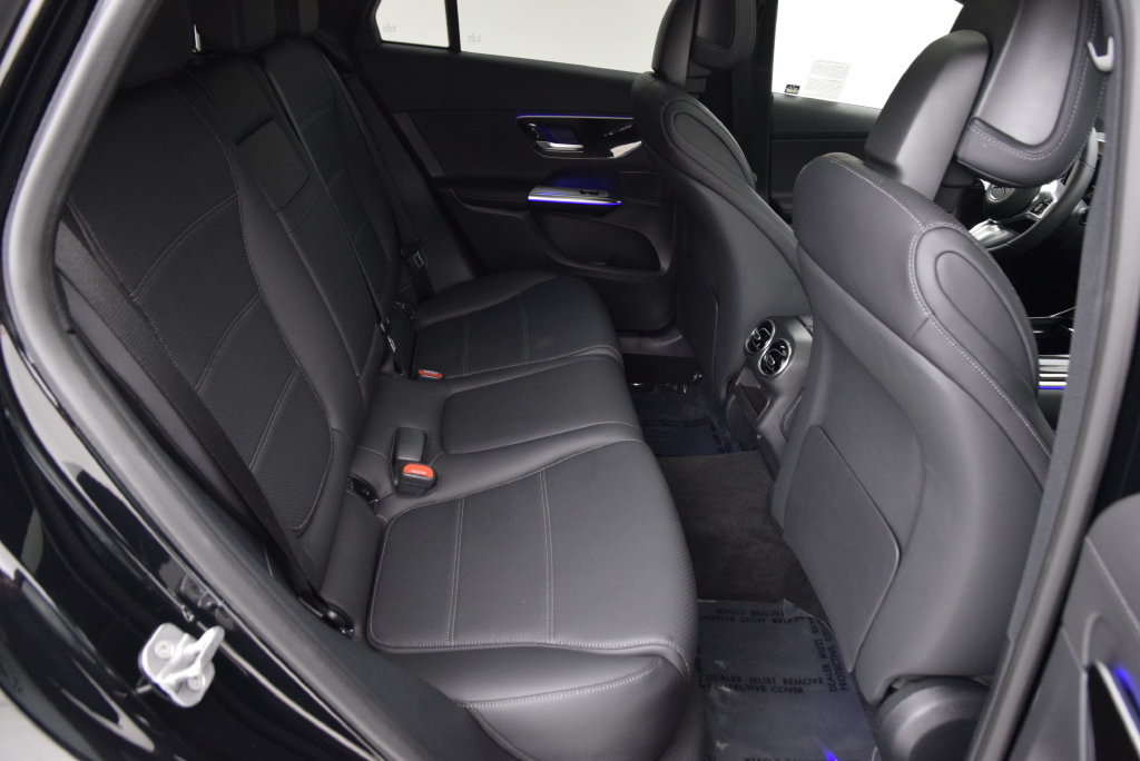 Certified 2026 Mercedes-Benz GLC 300 4MATIC image 19