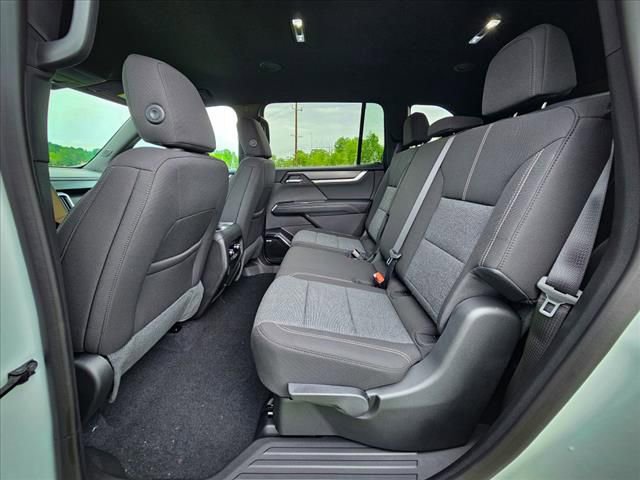 New 2025 GMC Acadia Elevation w/ Black Edition image 33