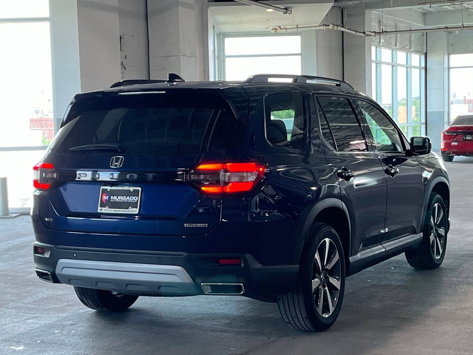 Used 2024 Honda Pilot Touring image 11