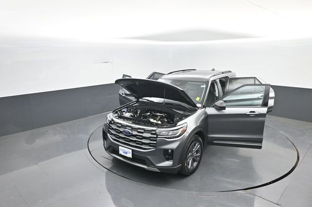 Used 2025 Ford Explorer Active w/ Active Comfort Package AWD/4WD image 42