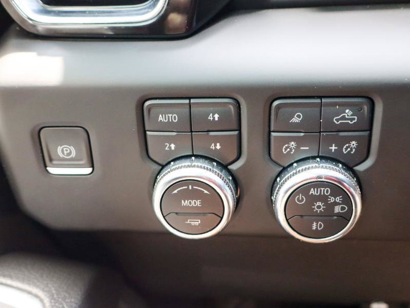 Used 2023 GMC Sierra 1500 Denali w/ Technology Package AWD/4WD image 20