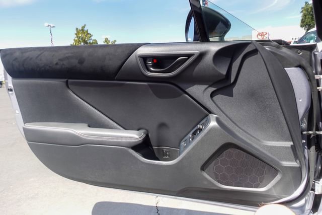 Used 2023 Toyota GR86 Premium w/ ALL Weather Mat Package (TMS) RWD image 19