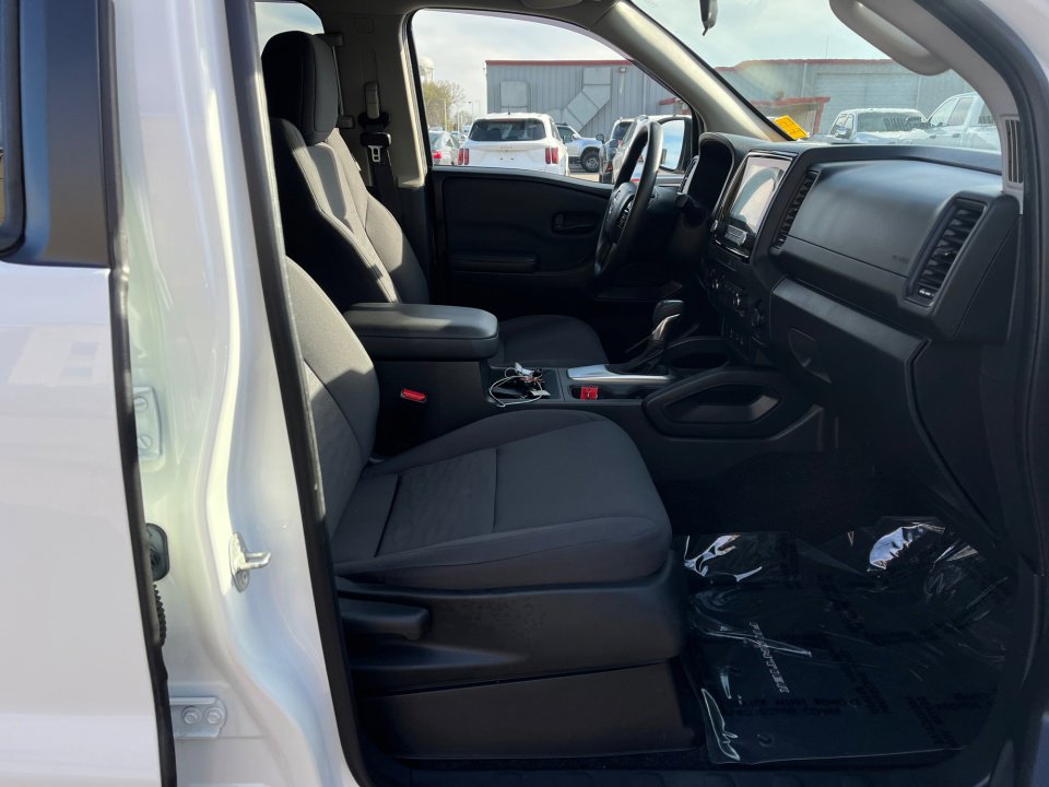 Used 2022 Nissan Frontier S w/ Technology Package AWD/4WD image 30