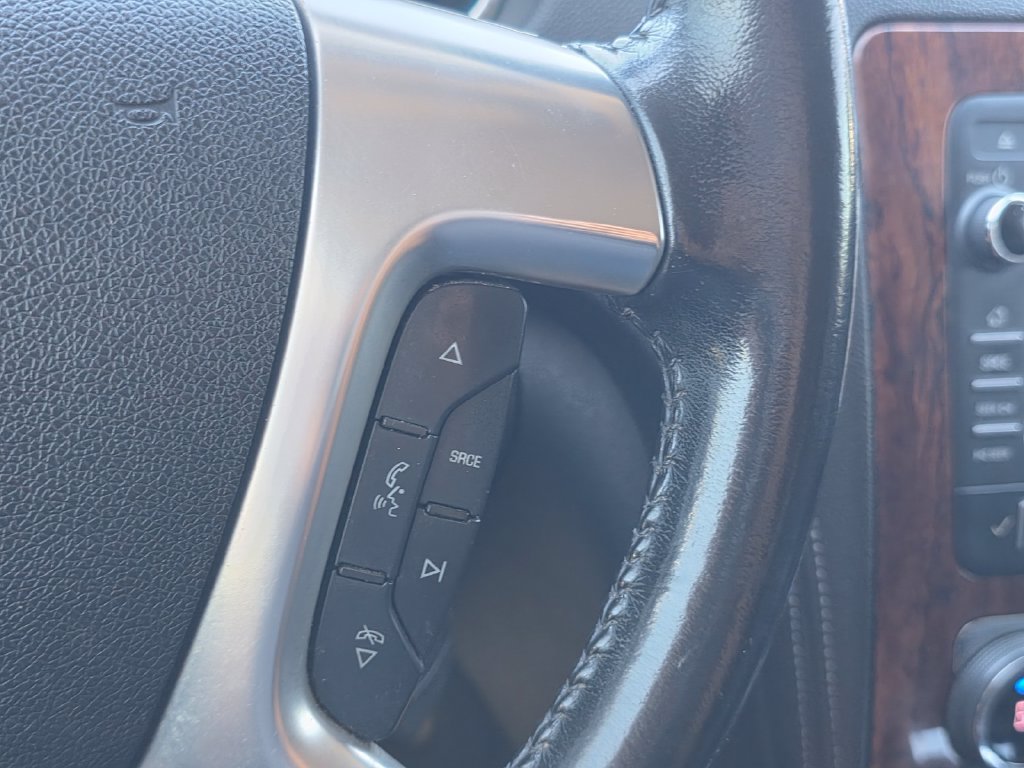 Used 2014 Chevrolet Traverse LT w/ LPO, 'HIT The Road' Package AWD/4WD image 34